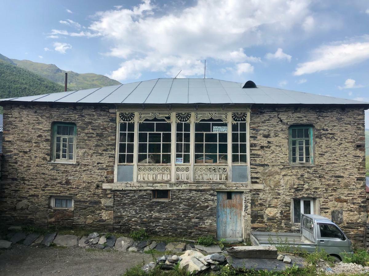 אושגולי Guesthouse Svani מראה חיצוני תמונה